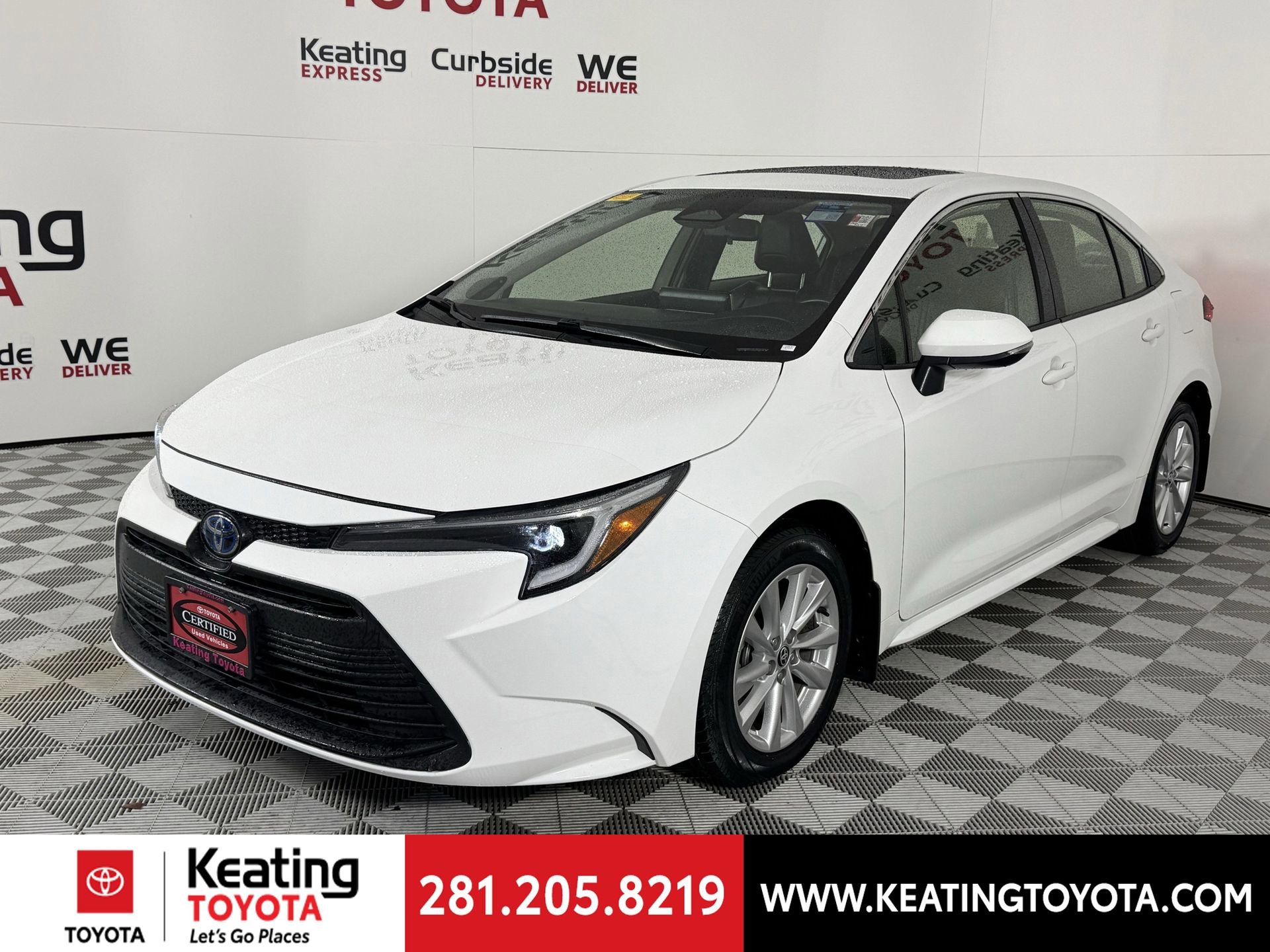 Used 2024 Toyota Corolla XLE image 9