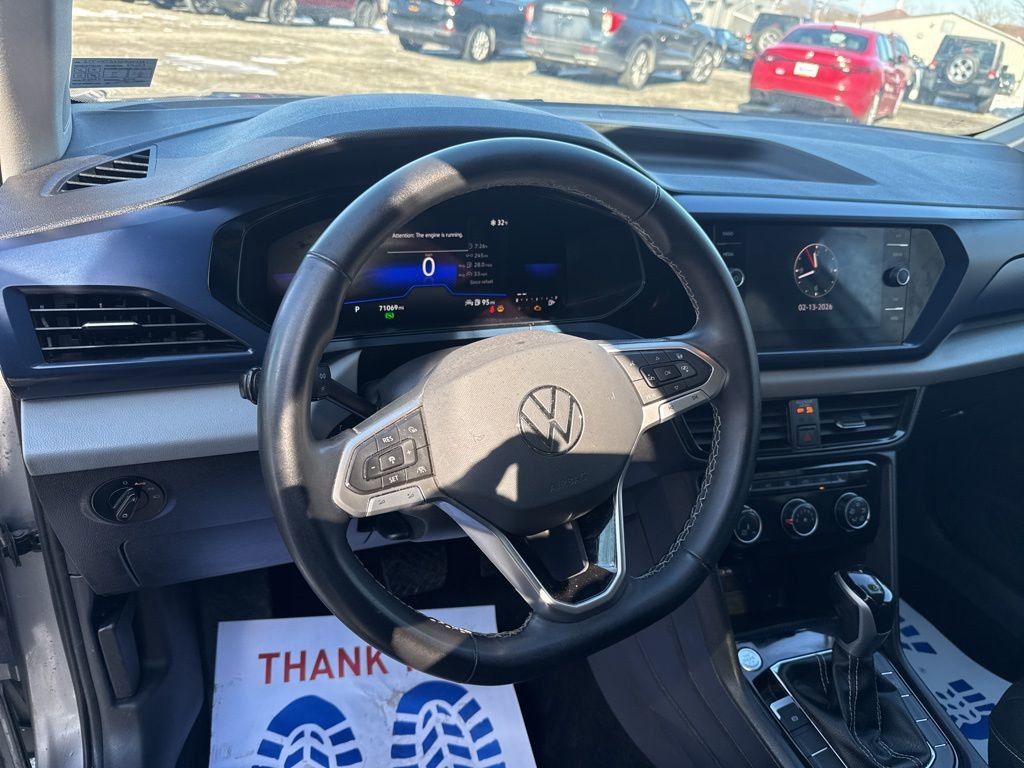 Used 2023 Volkswagen Taos SE image 15