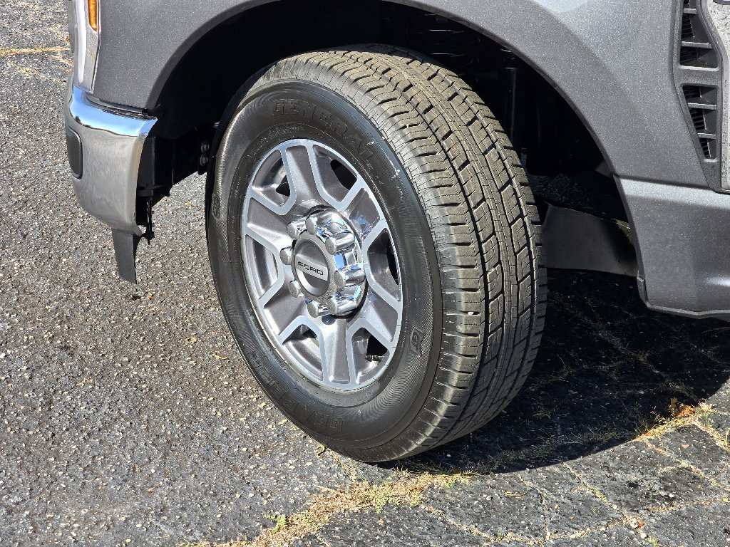 New 2026 Ford F350 Lariat image 22