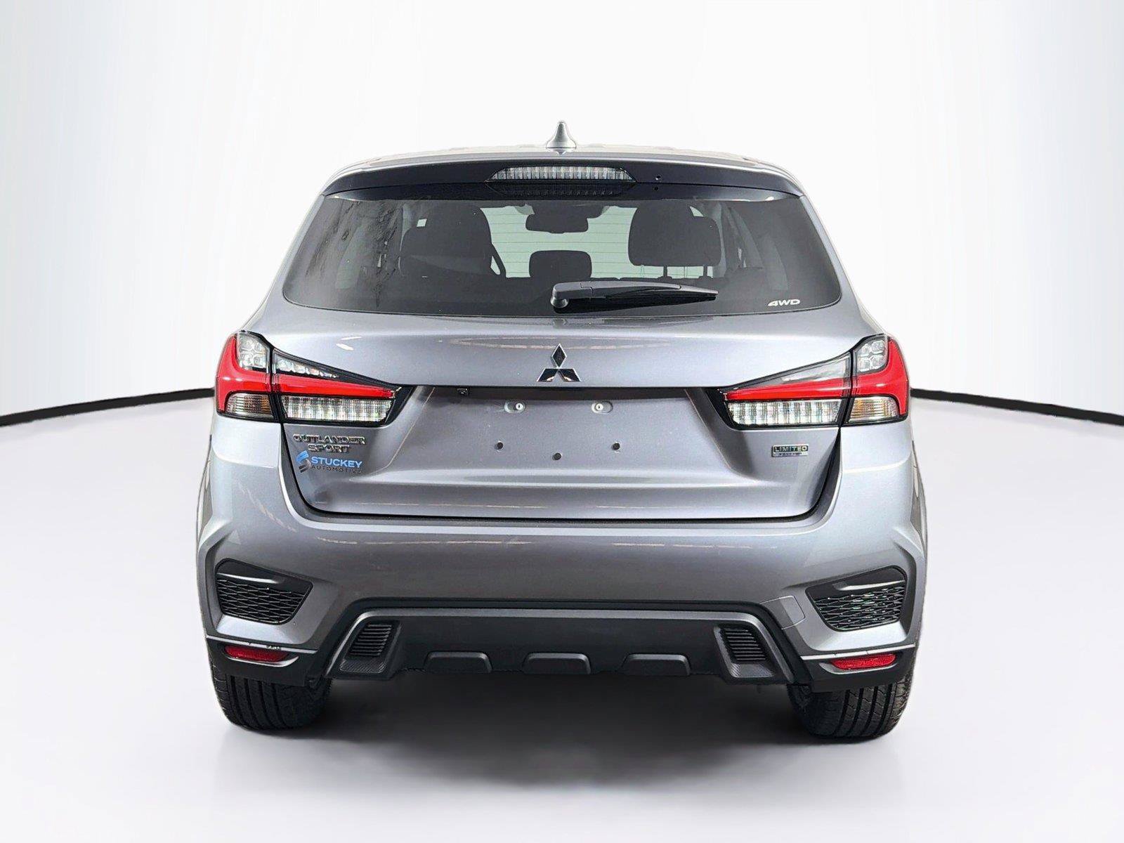 Used 2025 Mitsubishi Outlander Sport LE AWD/4WD image 10