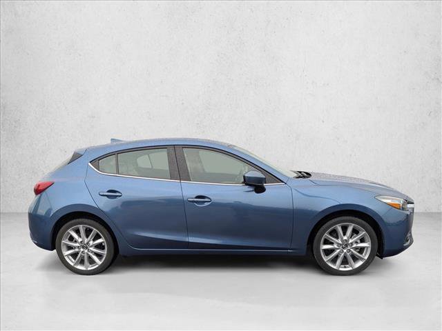 Used 2017 MAZDA MAZDA3 Grand Touring image 4