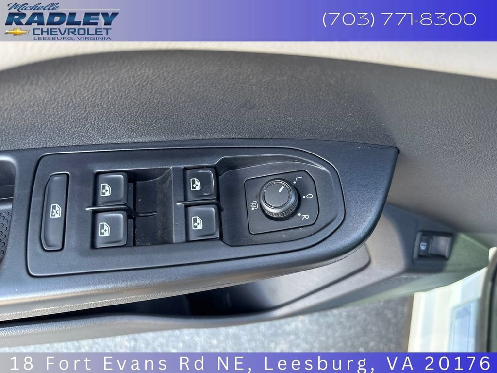 Used 2024 Volkswagen Taos SE AWD/4WD image 13