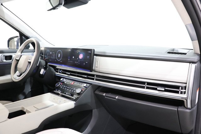 Used 2025 Hyundai Santa Fe Calligraphy FWD image 14