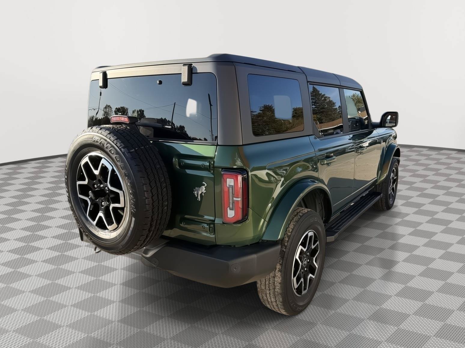 Used 2023 Ford Bronco Outer Banks AWD/4WD image 7