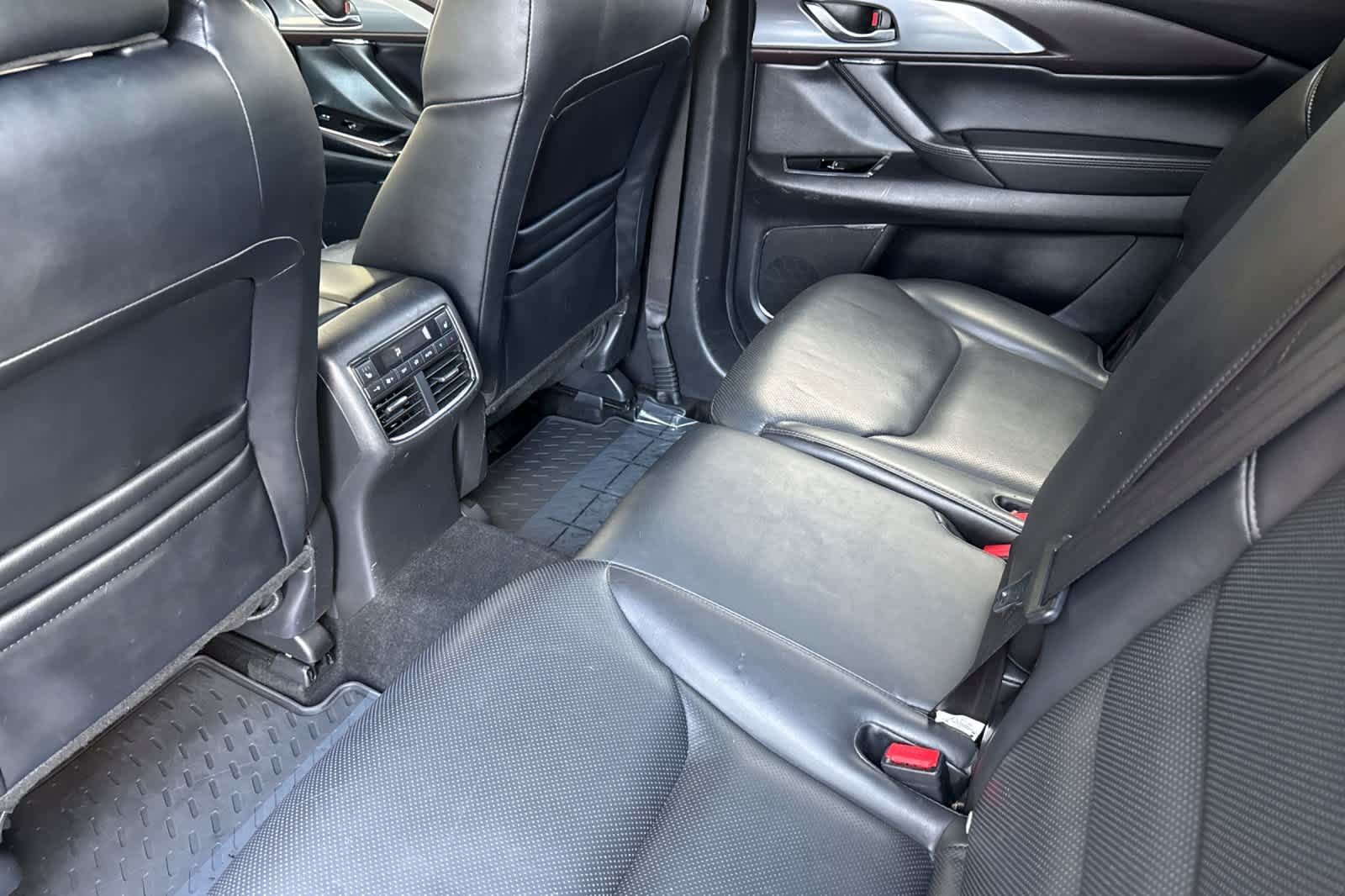 Used 2018 MAZDA CX-9 Grand Touring AWD/4WD image 4