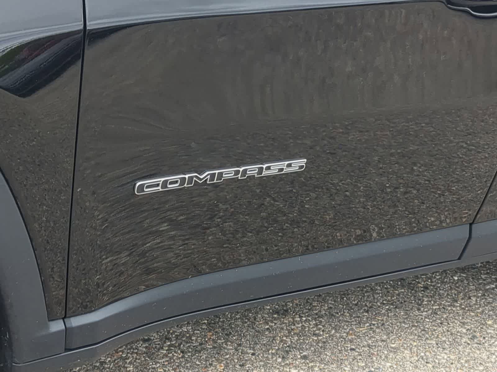 Certified 2023 Jeep Compass Limited AWD/4WD image 13