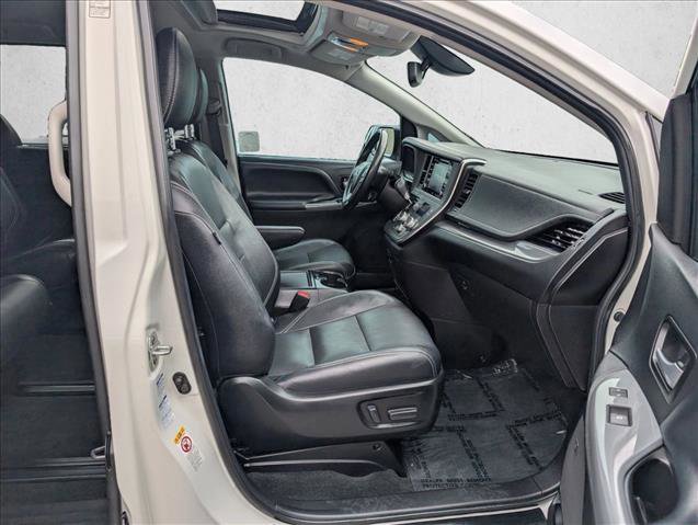 Used 2019 Toyota Sienna SE w/ SE Preferred Package AWD/4WD image 21