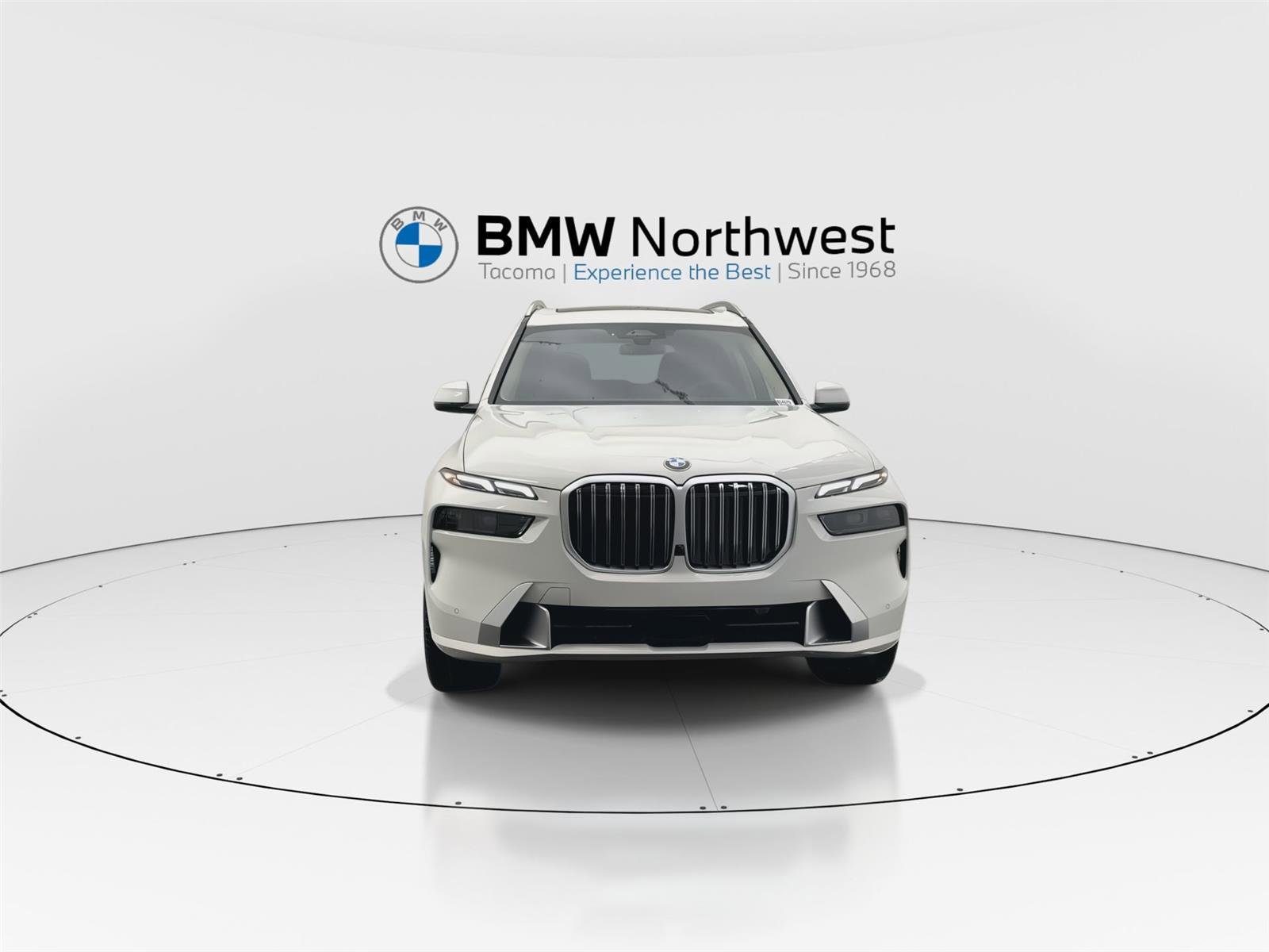 New 2026 BMW X7 xDrive40i w/ Premium Package image 7