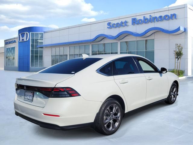 Certified 2023 Honda Accord EX image 4