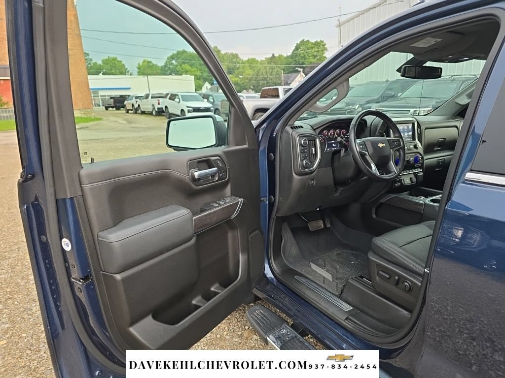 Used 2022 Chevrolet Silverado 1500 LTZ AWD/4WD image 9
