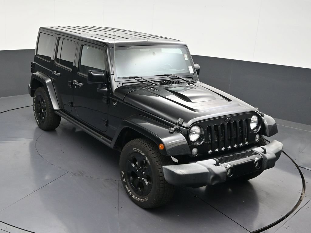 Used 2015 Jeep Wrangler Unlimited Sahara AWD/4WD image 21