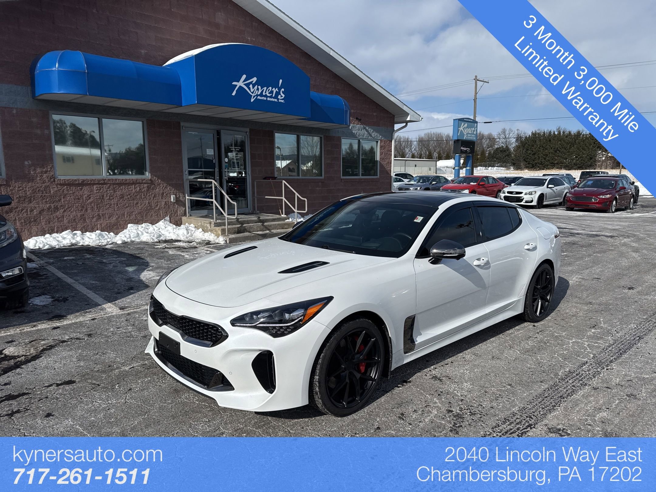 Used 2023 Kia Stinger GT2 image 1