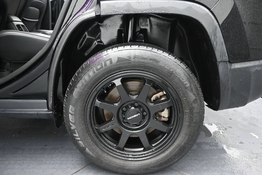 Used 2022 Jeep Cherokee Limited AWD/4WD image 45