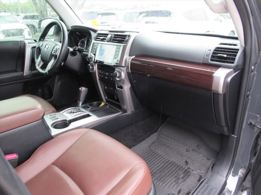 Used 2024 Toyota 4Runner Limited image 12