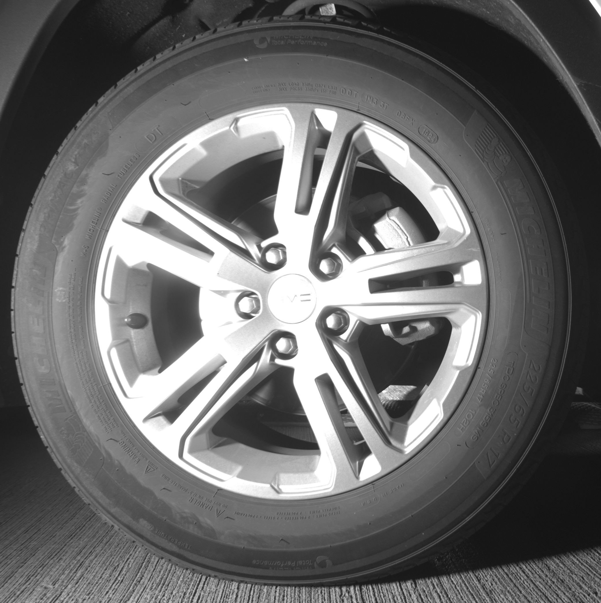 Used 2024 GMC Terrain SLE FWD image 18
