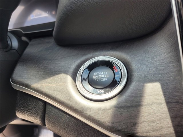 New 2025 Jeep Grand Cherokee Limited w/ Trailer Tow Package image 26