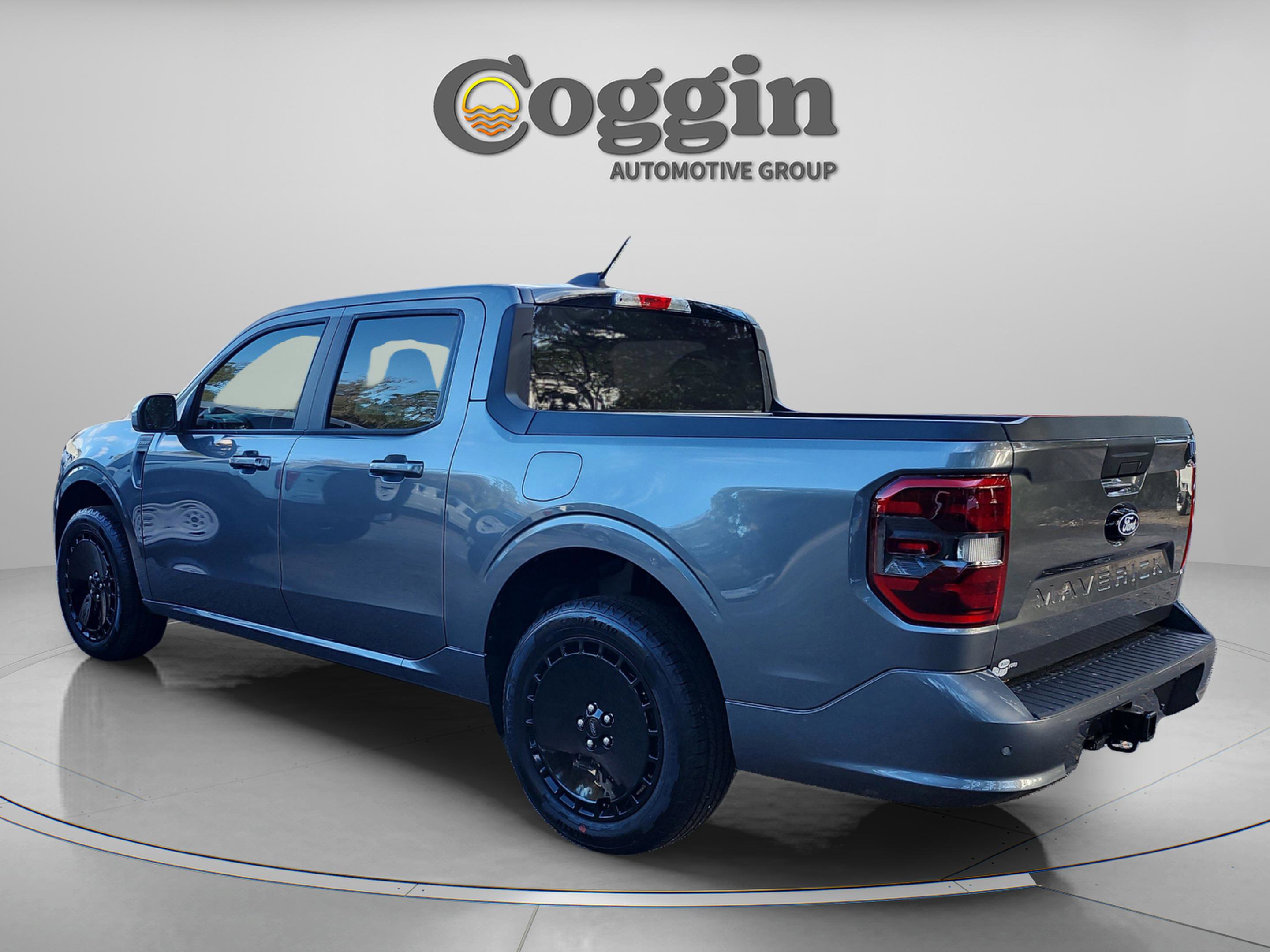 New 2026 Ford Maverick Lobo image 3