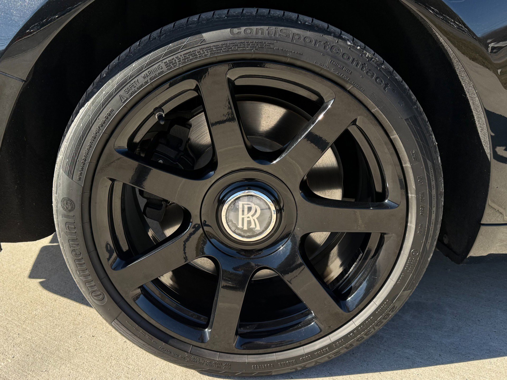 Used 2014 Rolls-Royce Wraith image 44