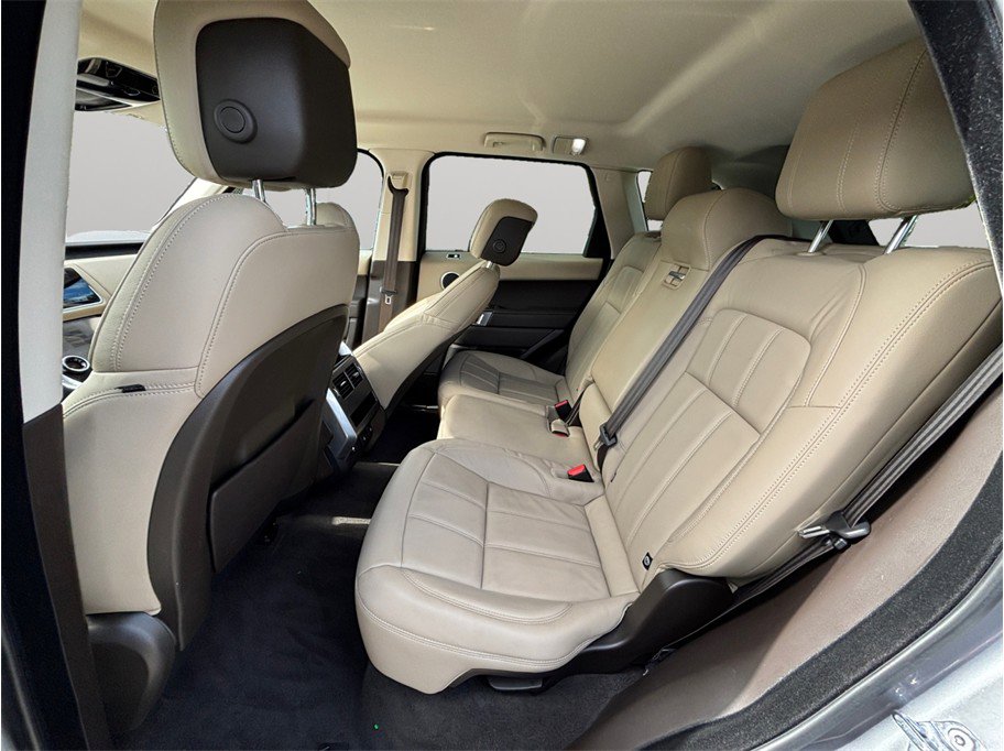 Used 2020 Land Rover Range Rover Sport SE image 39