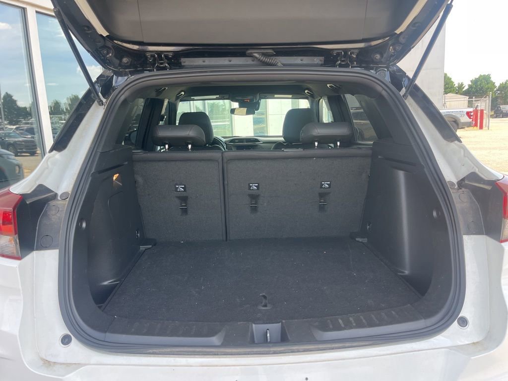 Used 2023 Chevrolet TrailBlazer RS image 29