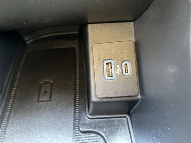 Certified 2022 Ford Edge SEL w/ Convenience Package image 25