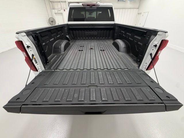 Certified 2024 Chevrolet Silverado 2500 High Country w/ High Country Premium Package AWD/4WD image 24