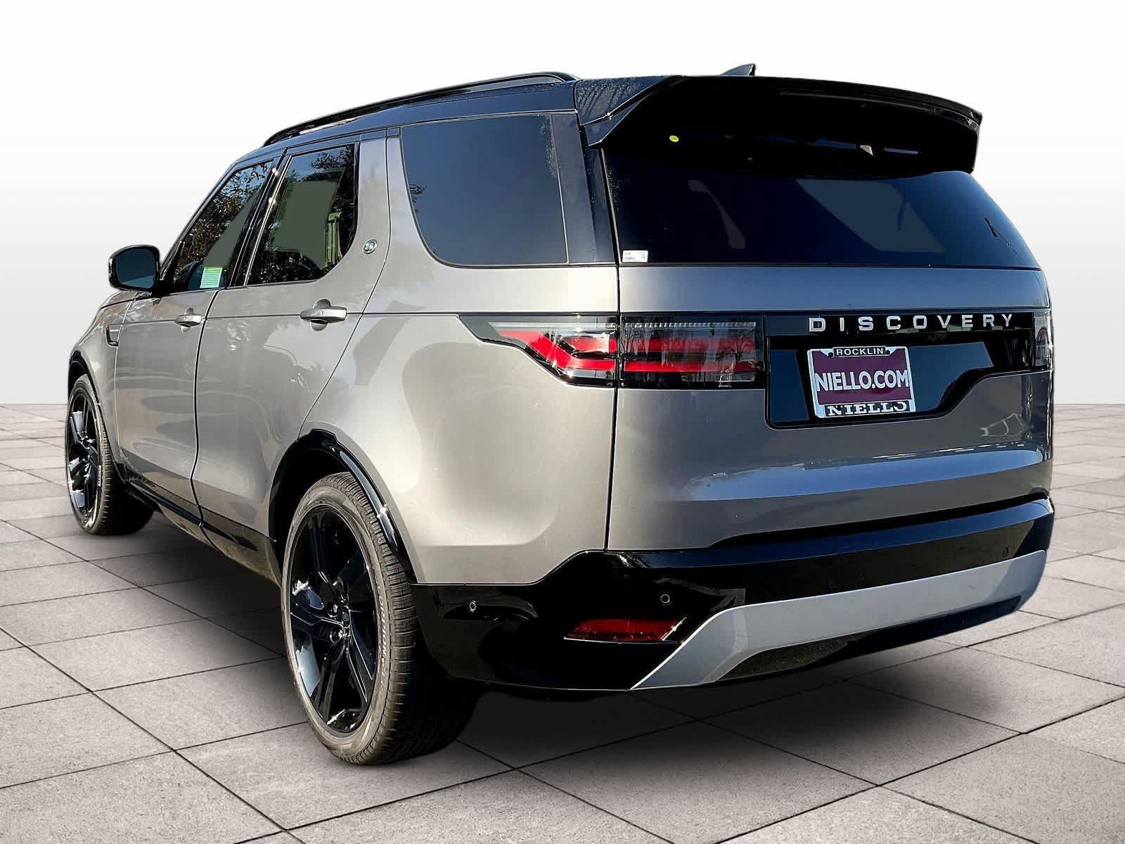 New 2025 Land Rover Discovery Metropolitan Edition AWD/4WD image 3