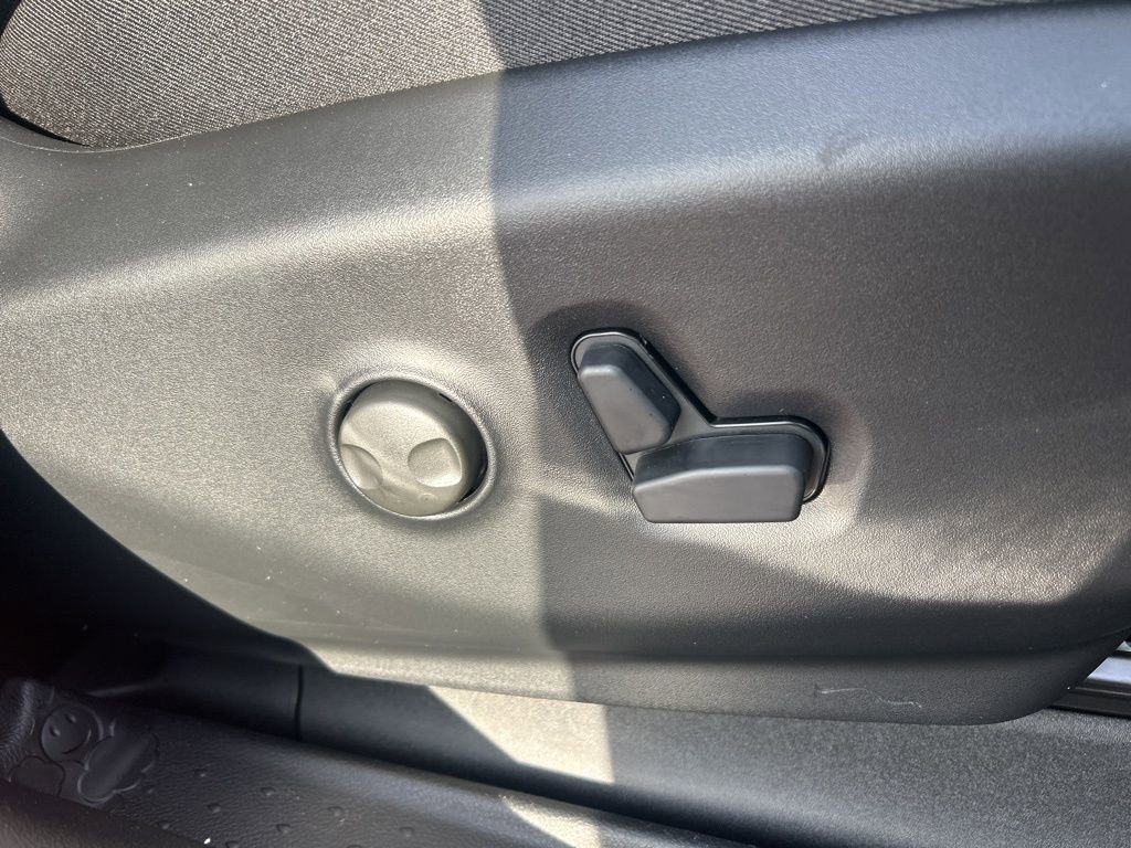 New 2026 Chrysler Pacifica Limited w/ S Appearance Package image 10