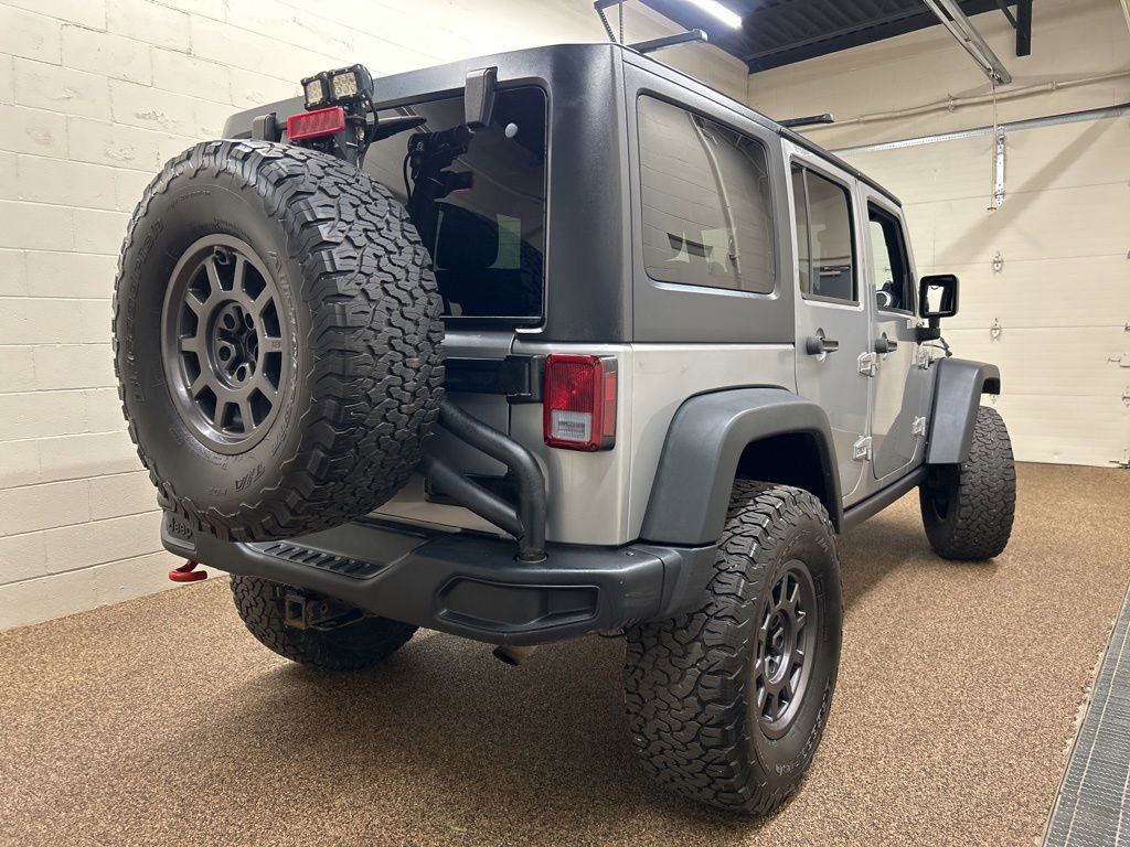 Used 2013 Jeep Wrangler Unlimited Rubicon w/ Connectivity Group AWD/4WD image 2