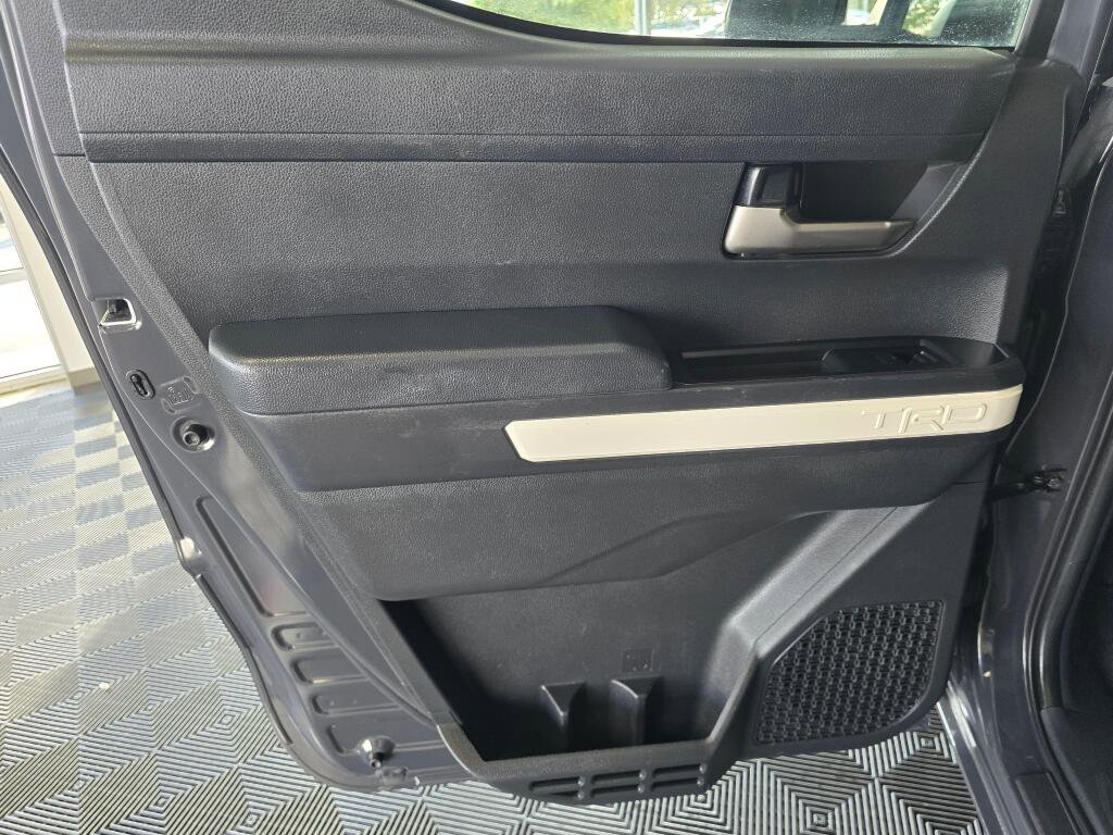 Used 2024 Toyota Tacoma TRD Off-Road image 34