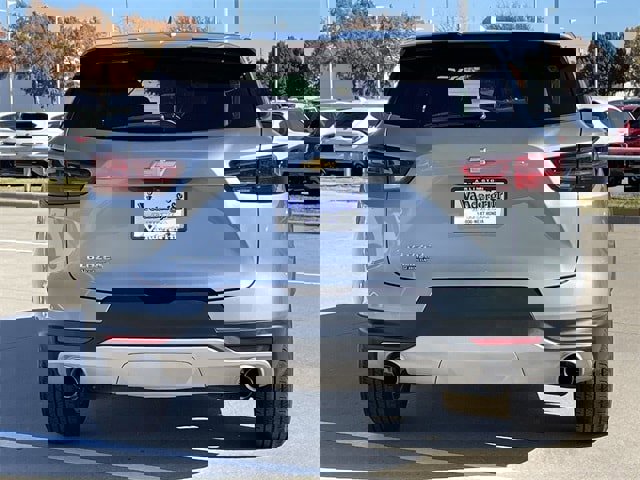 Used 2025 Chevrolet Blazer LT image 5