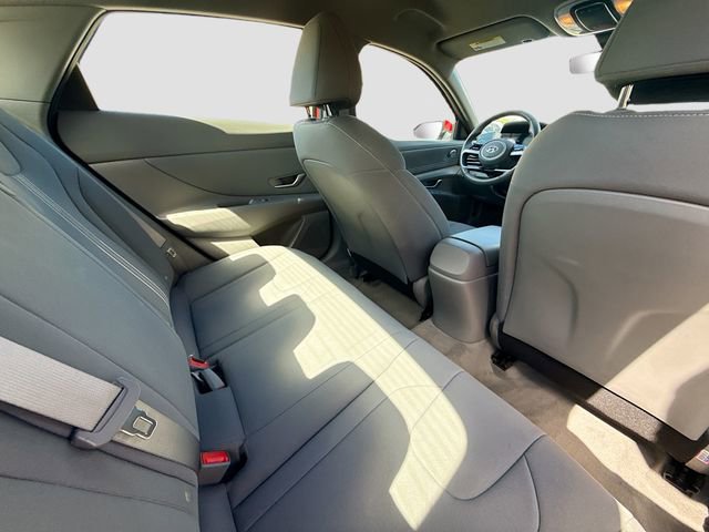 Certified 2023 Hyundai Elantra SEL w/ Convenience Package image 25