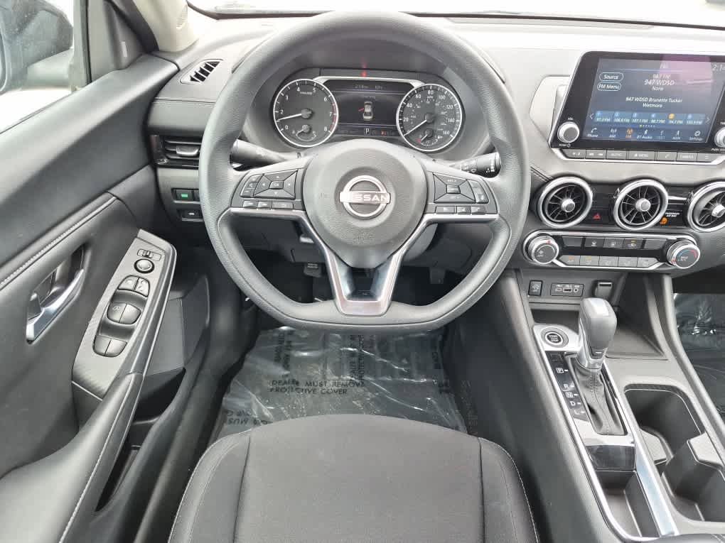 Used 2024 Nissan Sentra SV FWD image 8