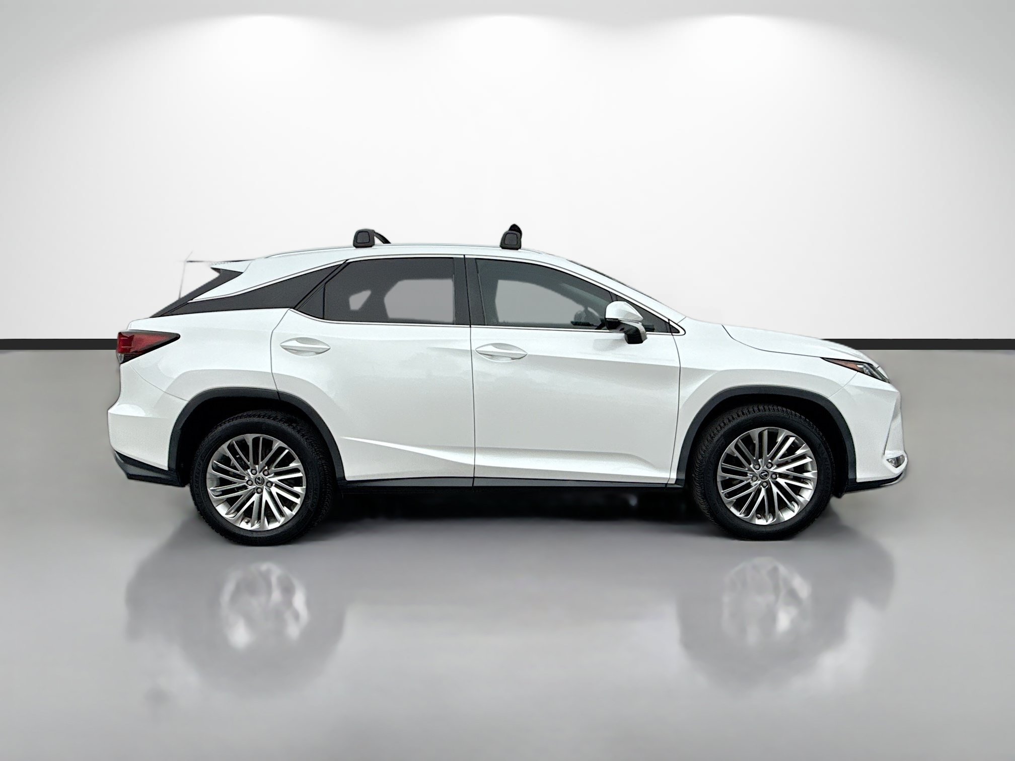 Used 2020 Lexus RX 350 FWD w/ Luxury Package image 2