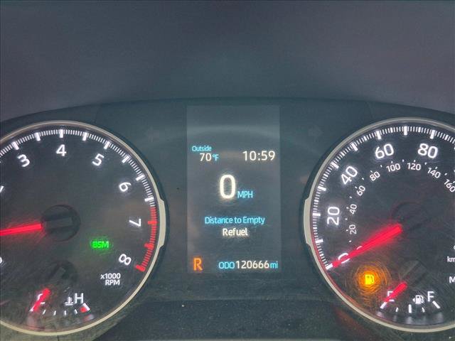 Certified 2021 Toyota RAV4 XLE Premium AWD/4WD image 10