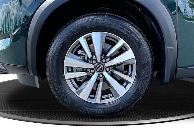 Certified 2025 Nissan Pathfinder SL FWD image 33