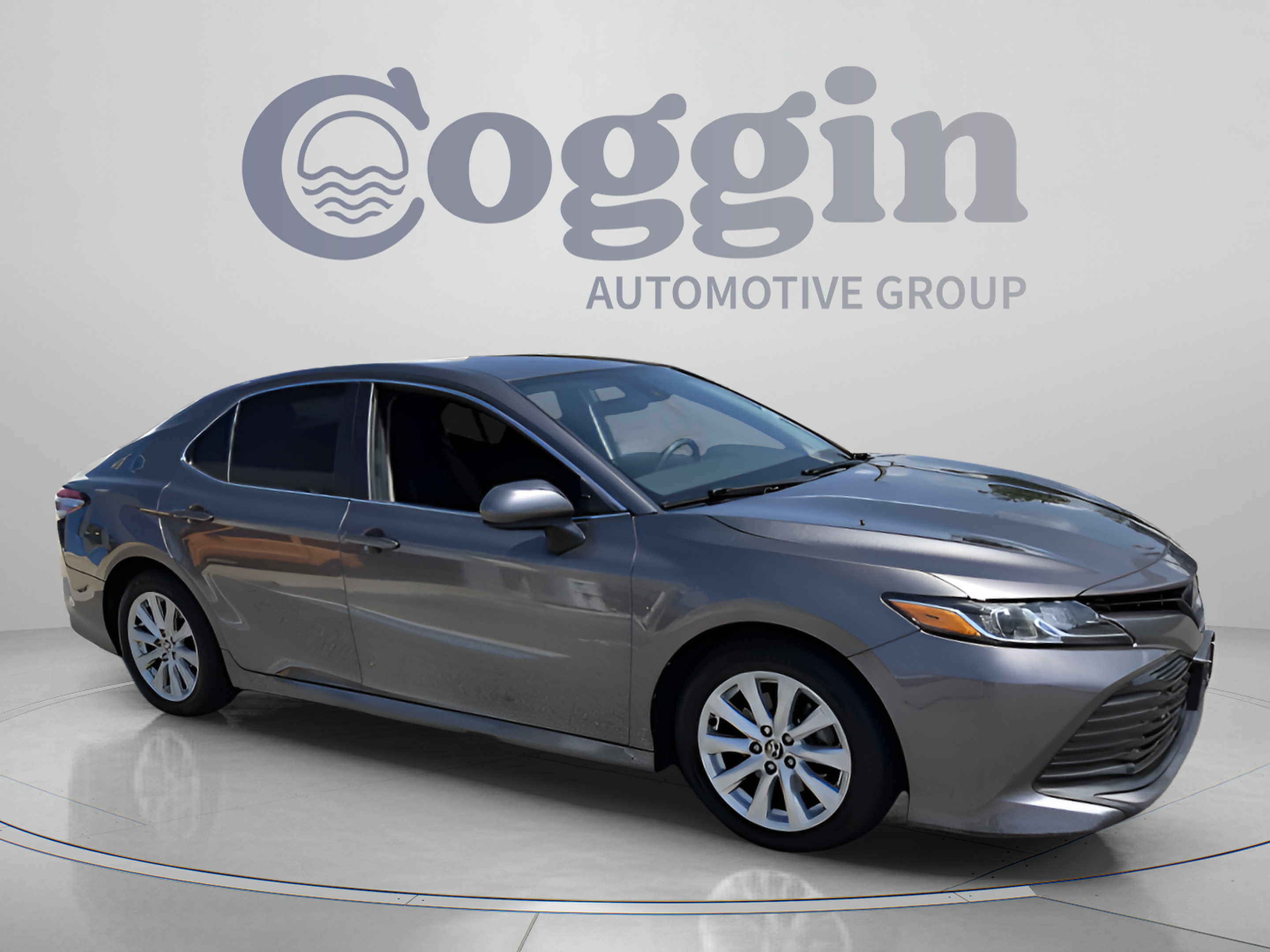 Used 2020 Toyota Camry LE FWD image 7