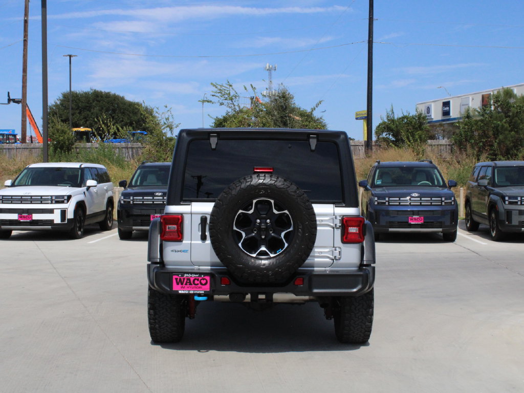 Used 2023 Jeep Wrangler Unlimited Rubicon 4xe AWD/4WD image 10