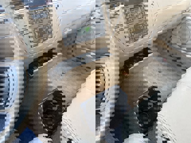 Used 2006 Lincoln Town Car Signature image 24