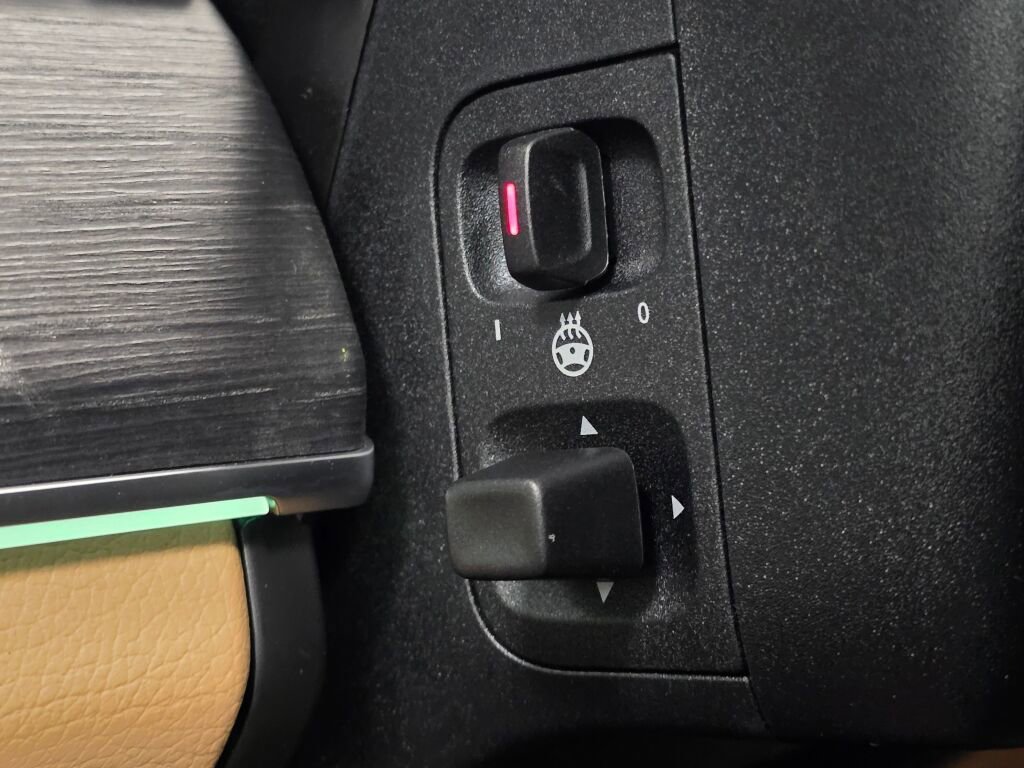 New 2026 Mercedes-Benz GLS 450 4MATIC image 26