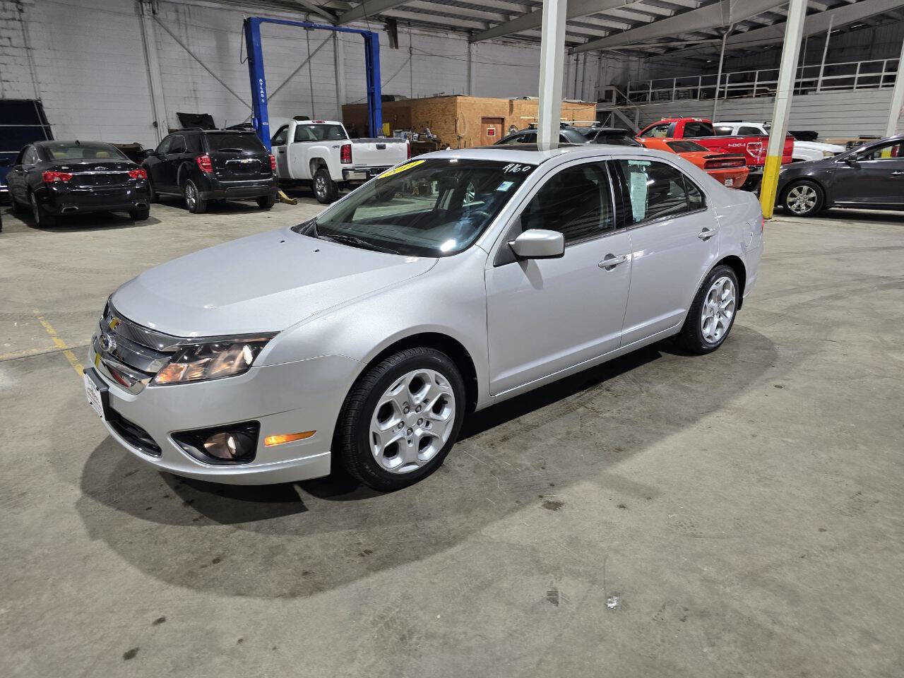 Used 2011 Ford Fusion SE w/ 202A Rapid Spec Order Code image 2