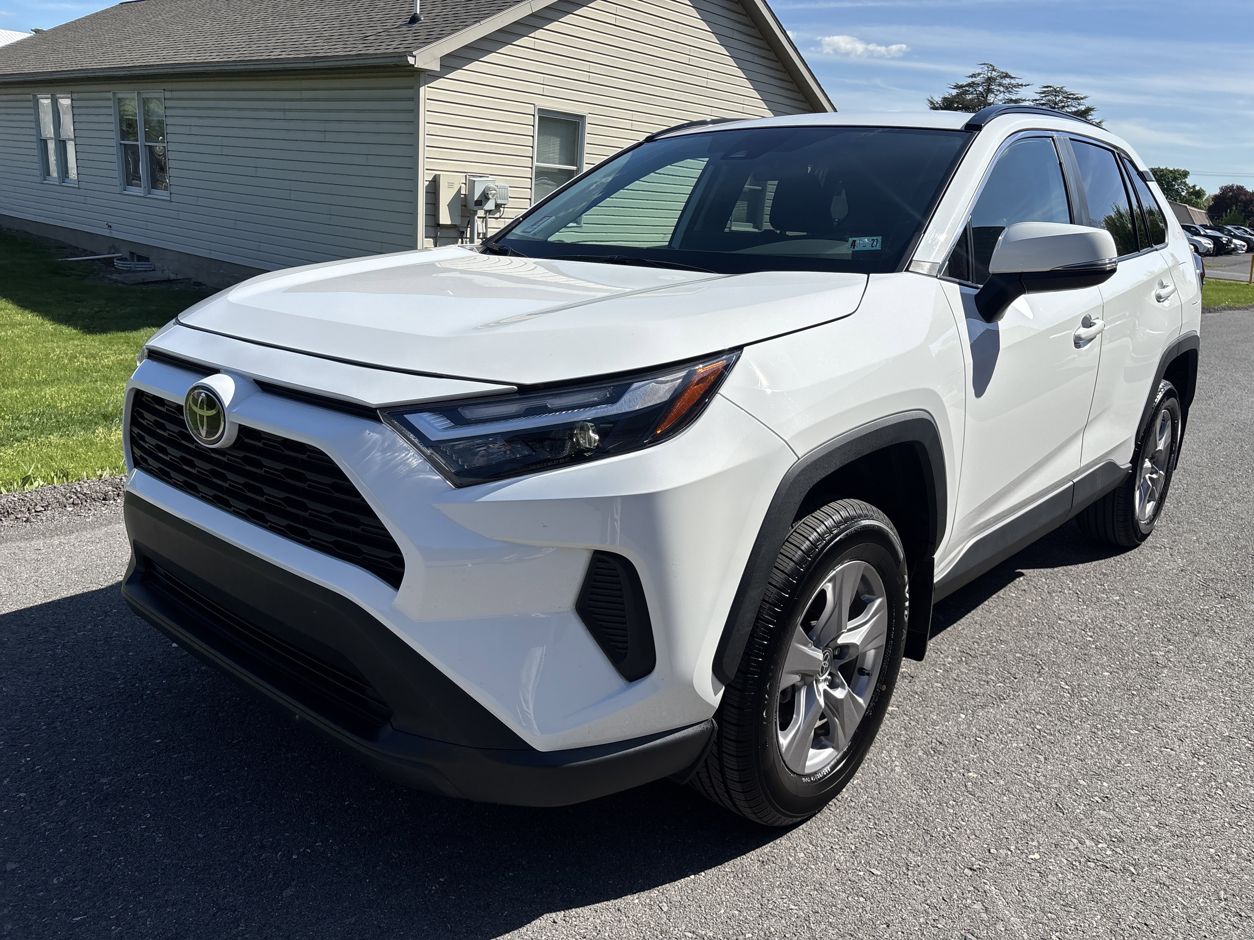 Certified 2025 Toyota RAV4 XLE AWD/4WD image 7