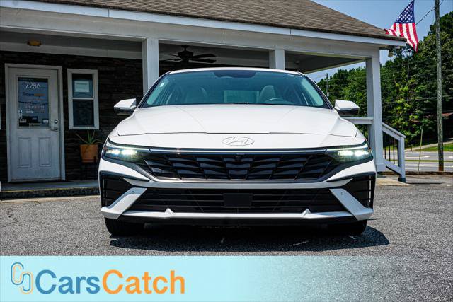 Used 2024 Hyundai Elantra Limited FWD image 9