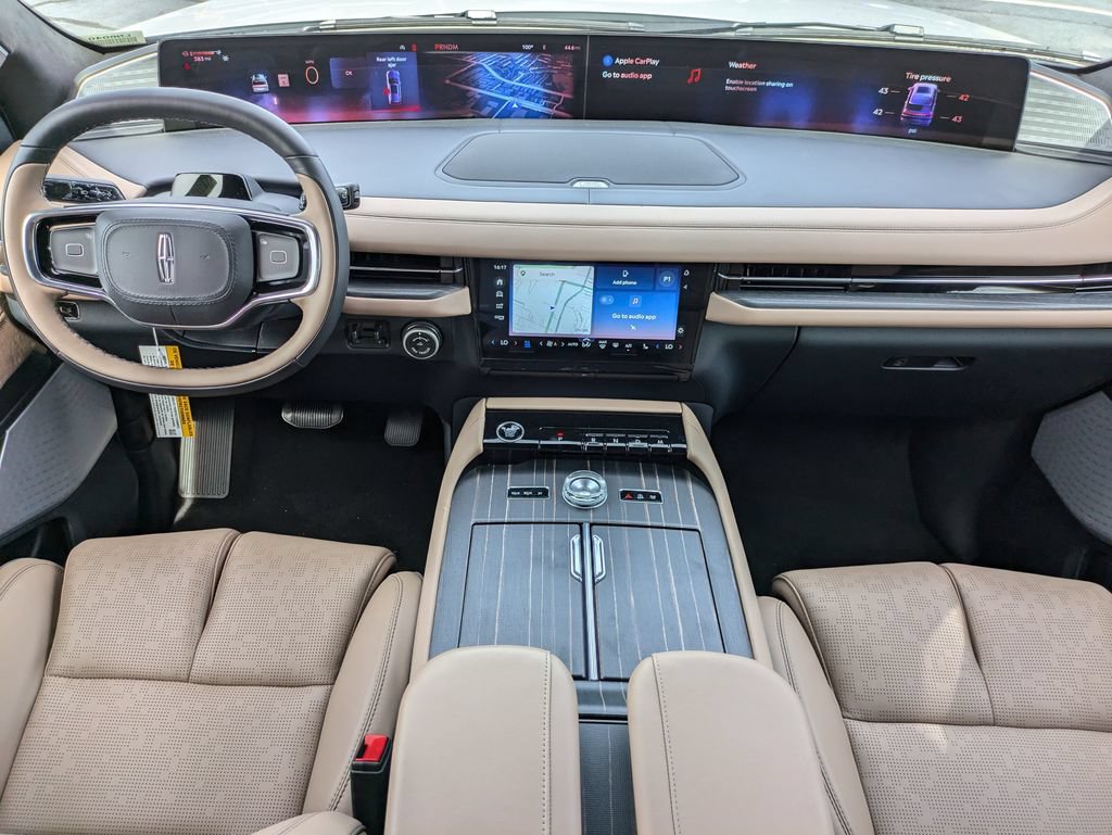 New 2026 Lincoln Navigator L Black Label AWD/4WD image 16