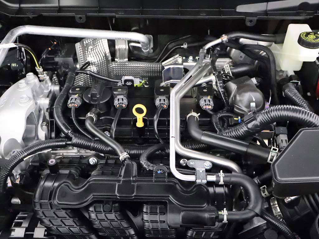 New 2025 Mitsubishi Outlander SE image 24