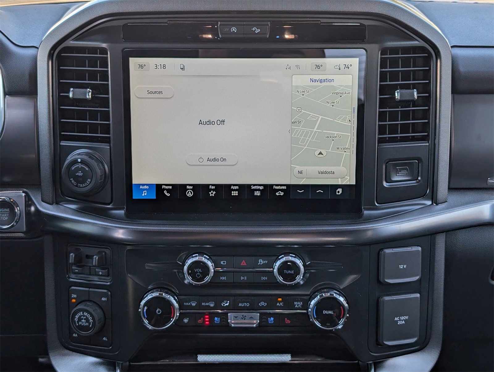 New 2026 Ford F150 Platinum w/ Equipment Group 701A Base image 16