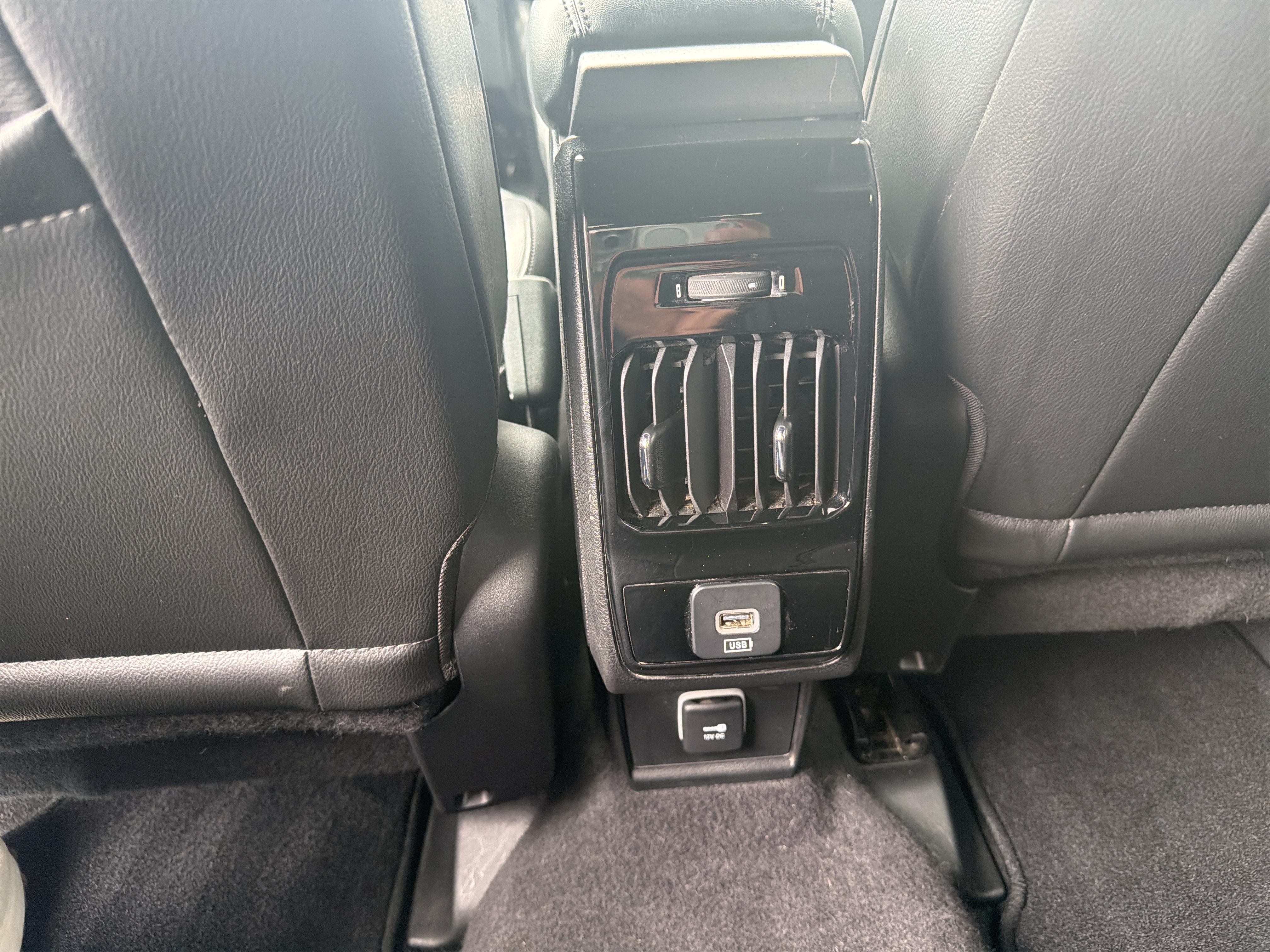 Used 2023 Jeep Compass High Altitude AWD/4WD image 13