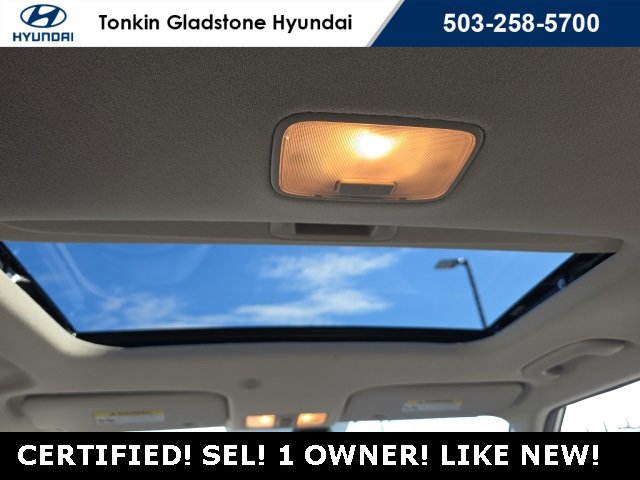 Certified 2025 Hyundai Venue SEL image 29