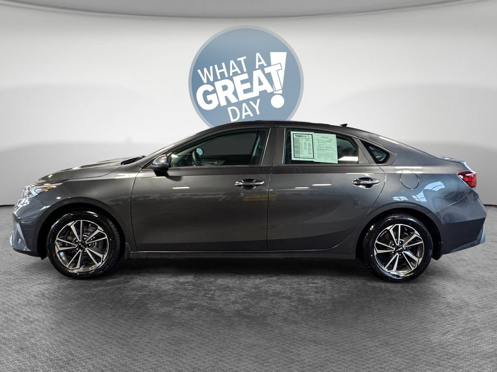 Certified 2024 Kia Forte LXS FWD image 7