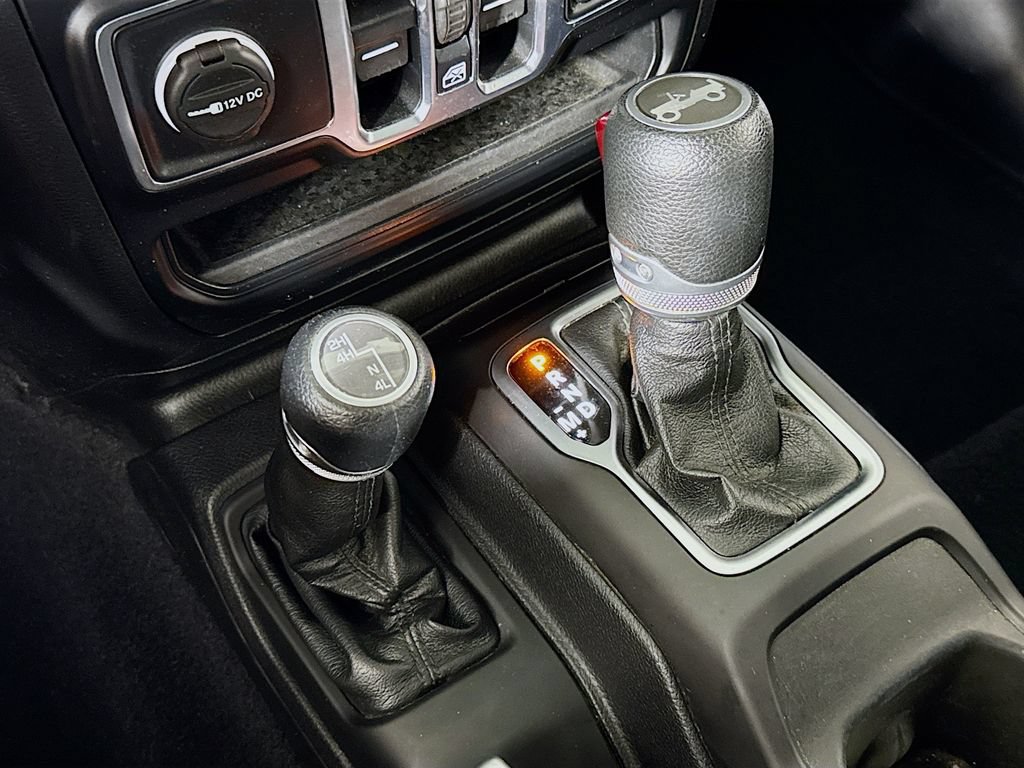 Used 2020 Jeep Wrangler Unlimited Sport AWD/4WD image 16
